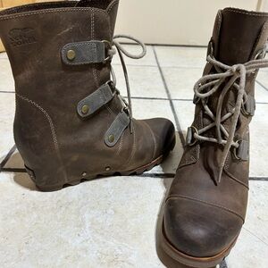 Sorel Ash Brown Joan of Artic Wedge II Boots